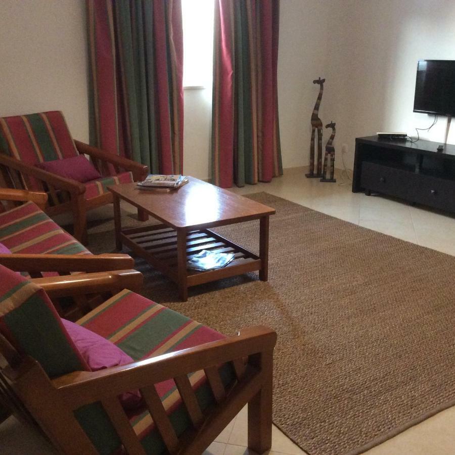 Appartement Near Faro's Airport *